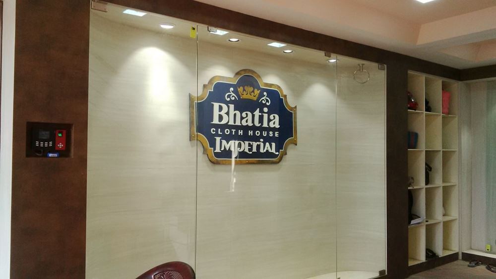 Bhatia Cloth Store Commercial Retail Showroom by Z-Axis